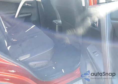 2016 Toyota Rav4 Xle из США, поврежденный, VIN JTMRFREV0GJ101073